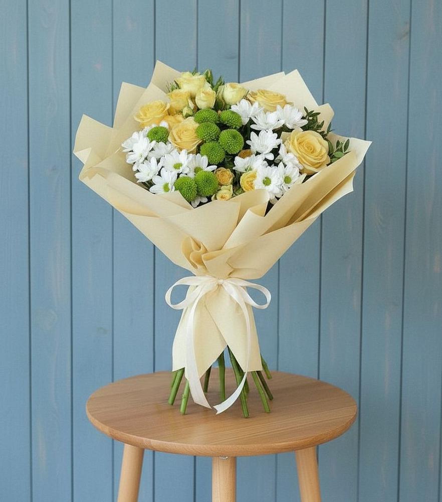 Букет цветов из: Хризантемы и Розы в Краснознаменский