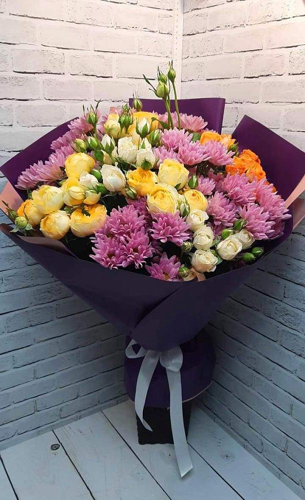 Букет цветов из: Хризантемы и Розы в Краснознаменский