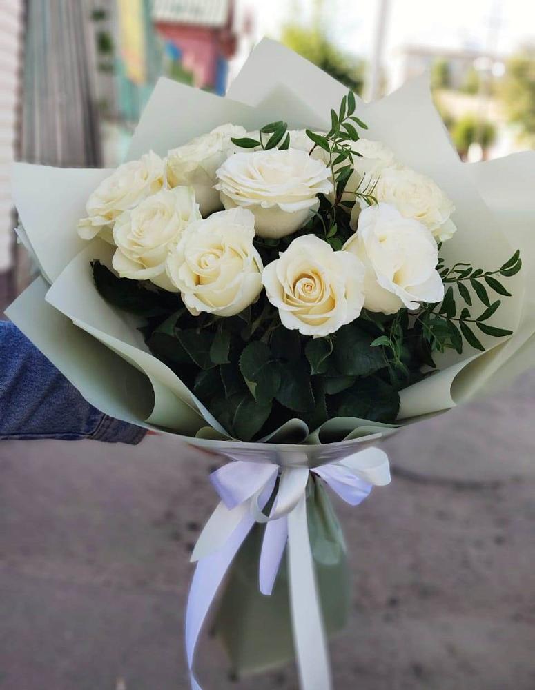 Букет Белые розы Проуд в Краснознаменский