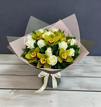 Букет цветов из:  Орхидеи и Розы в Краснознаменский