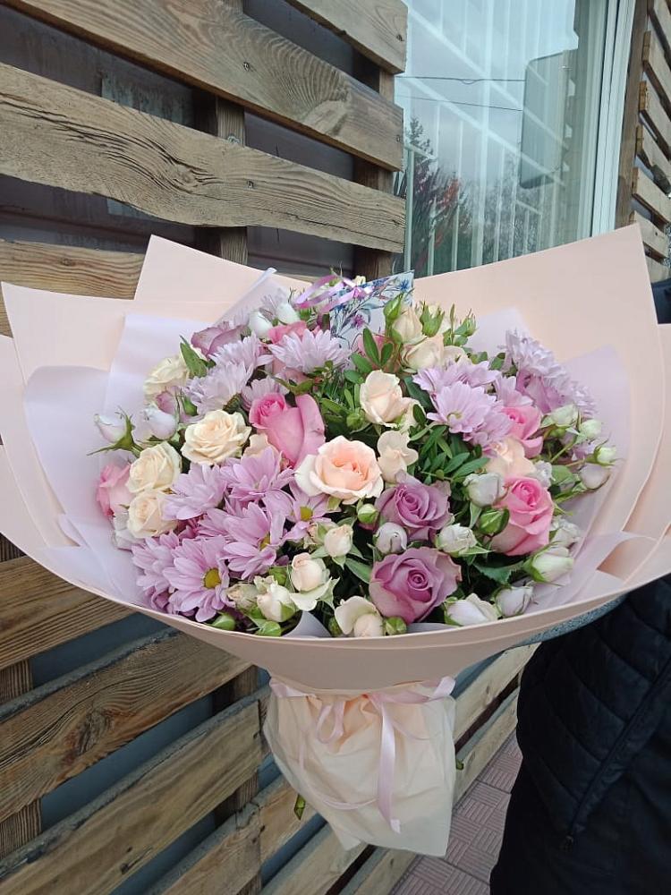 Букет цветов из: Розы и Хризантемы в Краснознаменский