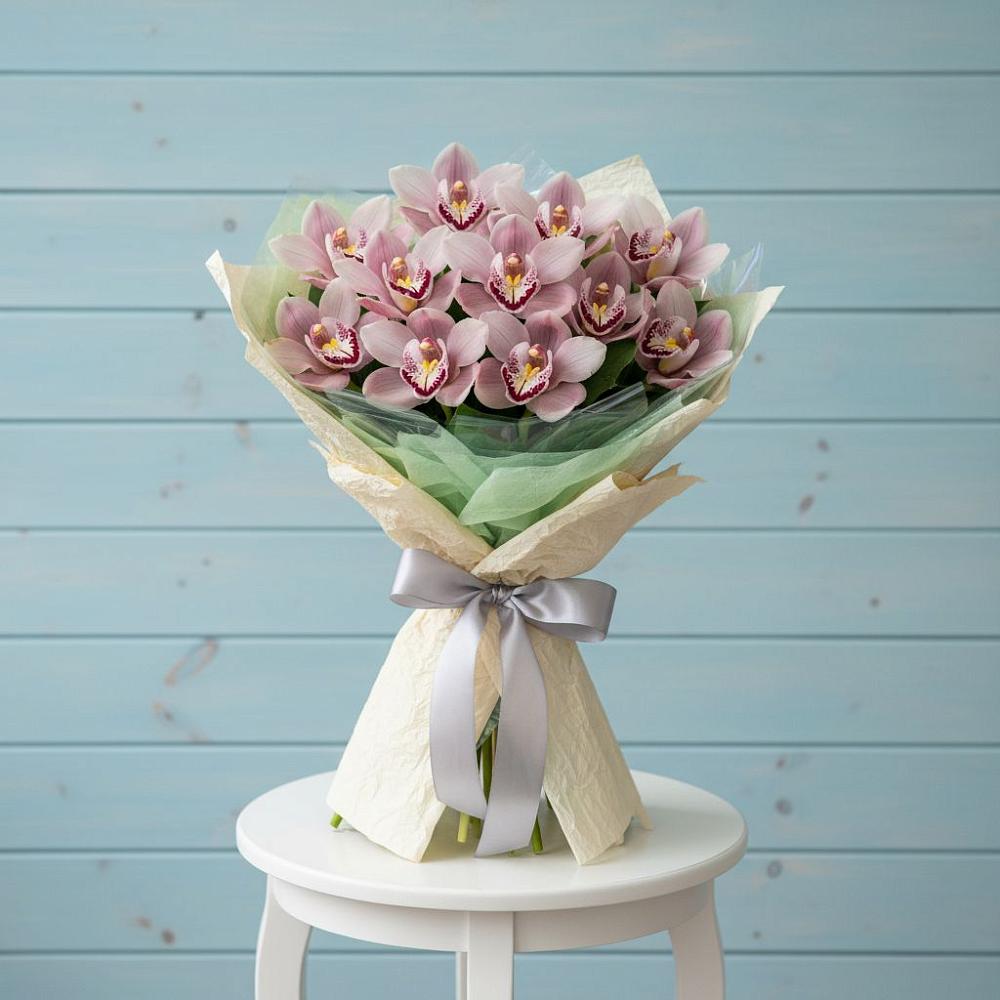 Букет цветов из: Орхидеи и Розы в Краснознаменский