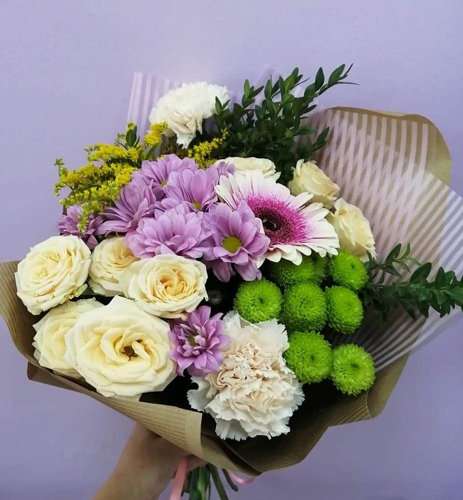 Букет цветов из: Хризантемы, Розы, Гвоздики и Герберы в Краснознаменский