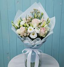 Букет цветов из:  Розы и Лизиантусы в Краснознаменский