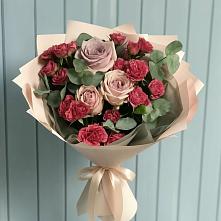 Букет цветов из:  Гвоздики и Розы в Краснознаменский