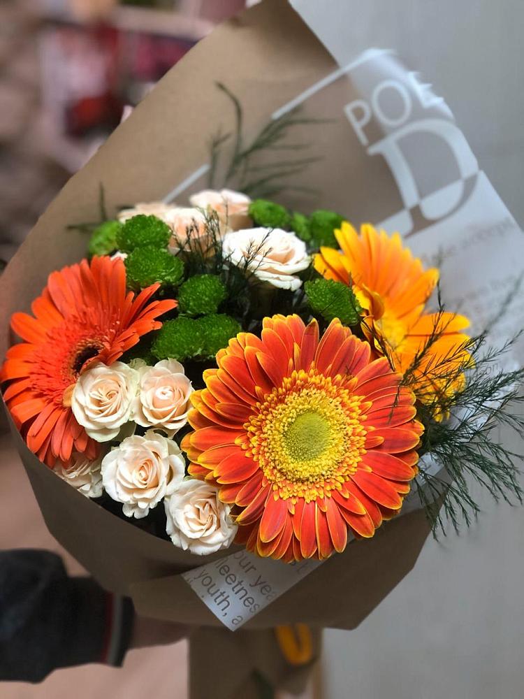 Букет цветов из: Герберы, Хризантемы и Розы в Краснознаменский