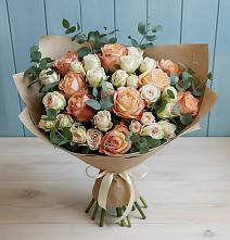 Букет цветов из:  Альстромерии и Розы в Краснознаменский