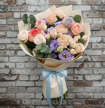 Букет цветов из:  Розы, Лизиантусы и Гвоздики в Краснознаменский