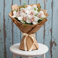 Букет цветов из:  Орхидеи и Розы в Краснознаменский