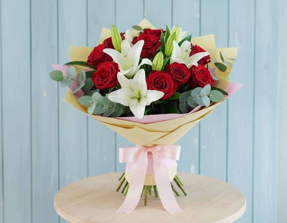 Букет цветов из: Лилии и Розы в Краснознаменский